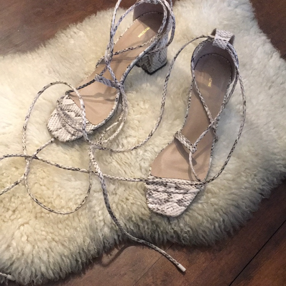 Prettylittlething - New Lace-Up Block Heeled Sand… - image 8